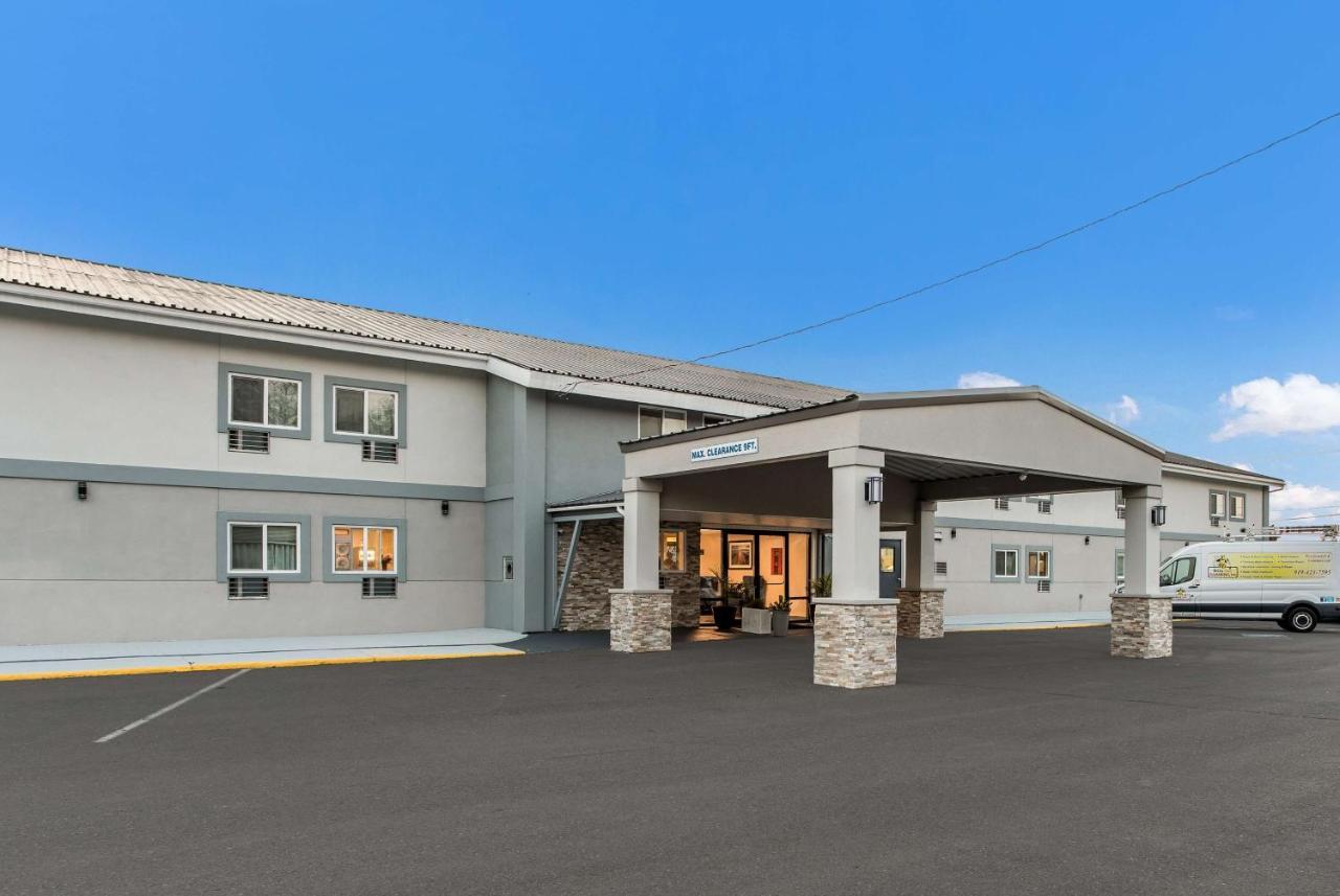 Surestay By Western Hotel