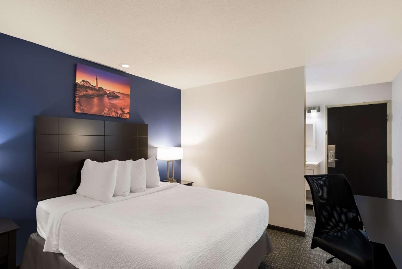 Hotel Surestay By Western 3*