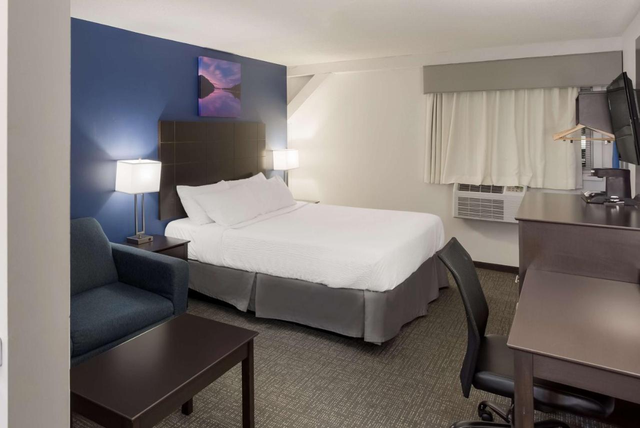 Hotel Surestay By Western 3*